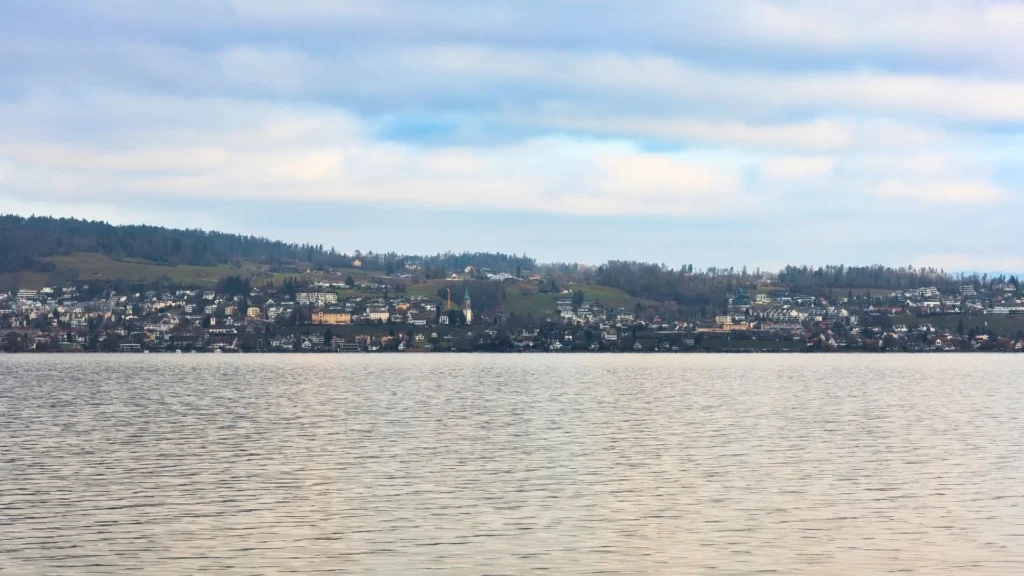 Expat Spouse in Switzerland 2026: Practical Guide