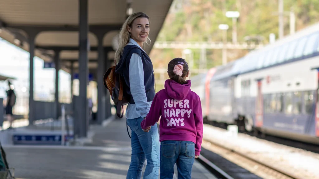 the photo of Adelina Stefan with Sophia's back 
- choose the right fit for the entire family, and also the right train, sunny days etc. :)